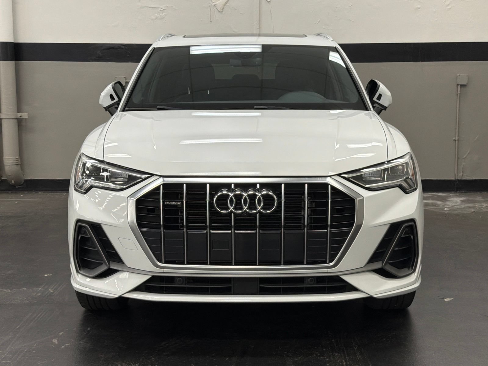 Used 2023 Audi Q3 2.0T Premium Plus w/ Premium Plus Package AWD/4WD image 4