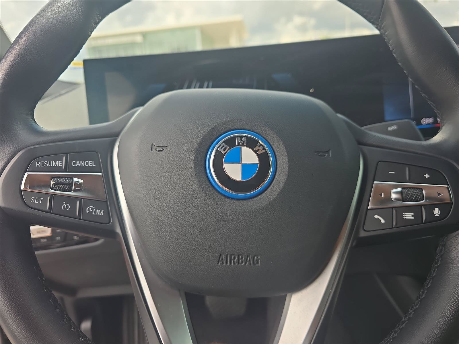 Used 2024 BMW i4 eDrive35 w/ Convenience Package RWD image 21