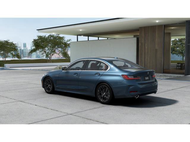 New 2026 BMW 330i Sedan w/ Premium Package image 2