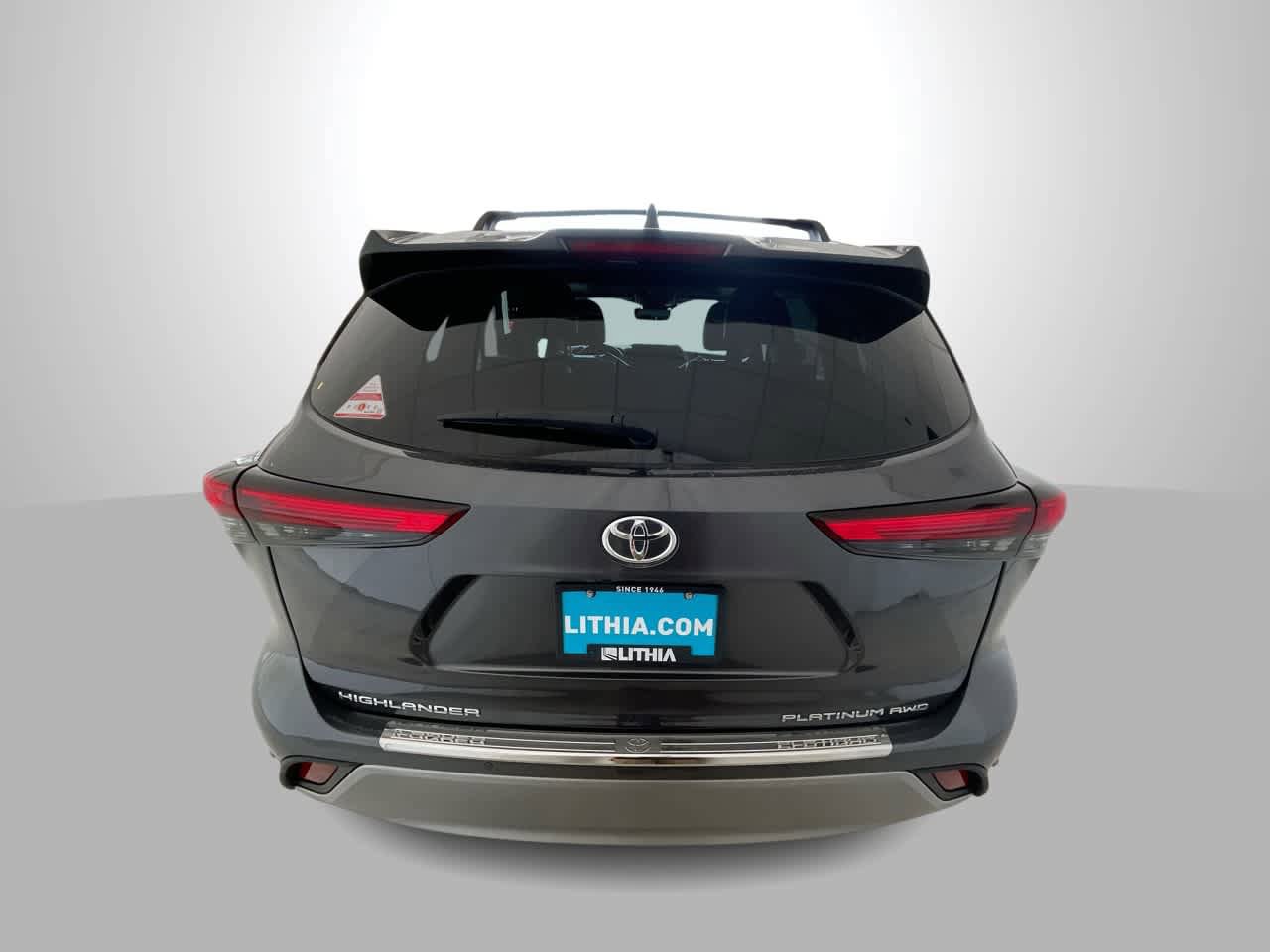 Used 2021 Toyota Highlander Platinum AWD/4WD image 7