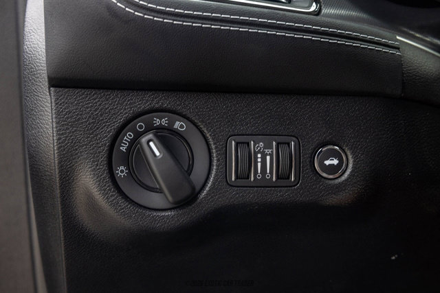 Used 2022 Dodge Challenger SRT Hellcat RWD image 41
