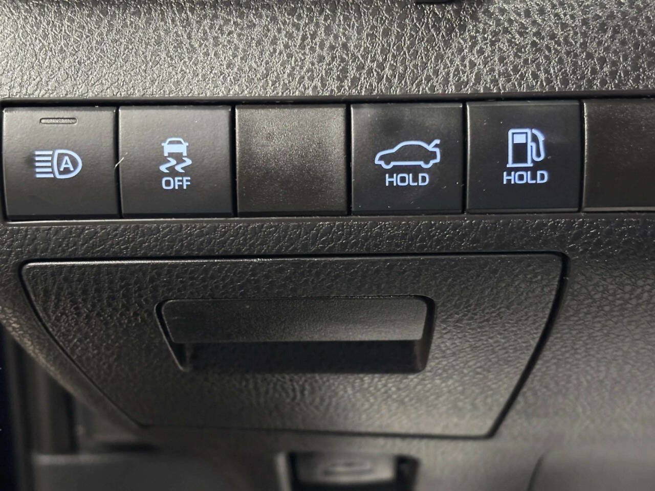 Used 2021 Toyota Camry SE FWD image 26