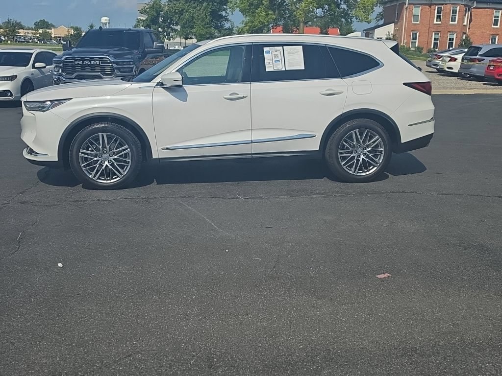 Certified 2023 Acura MDX w/ Advance Package AWD/4WD image 4