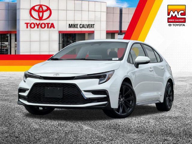 Certified 2026 Toyota Corolla SE w/ SE Premium Package AWD/4WD image 2