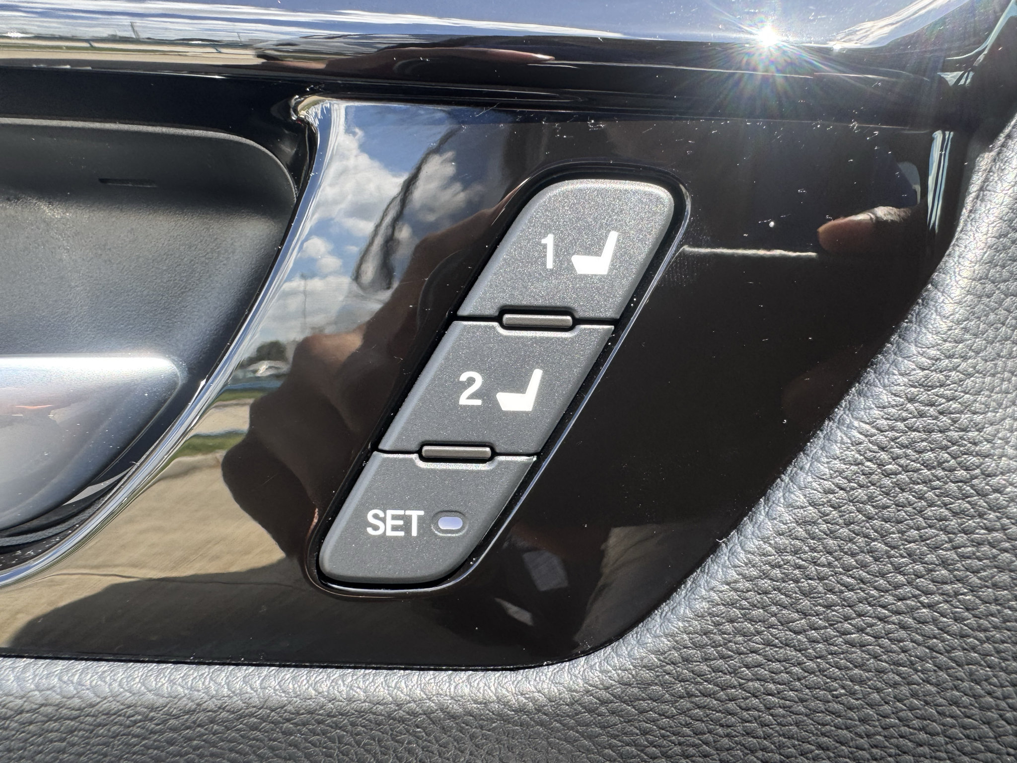 Used 2025 Honda CR-V Sport Touring image 11