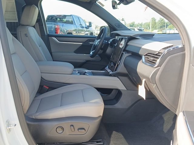 New 2027 GMC Acadia Elevation w/ Elevation Premium Package AWD/4WD image 27