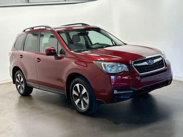 Used 2018 Subaru Forester 2.5i Premium w/ All-Weather Package AWD/4WD image 29