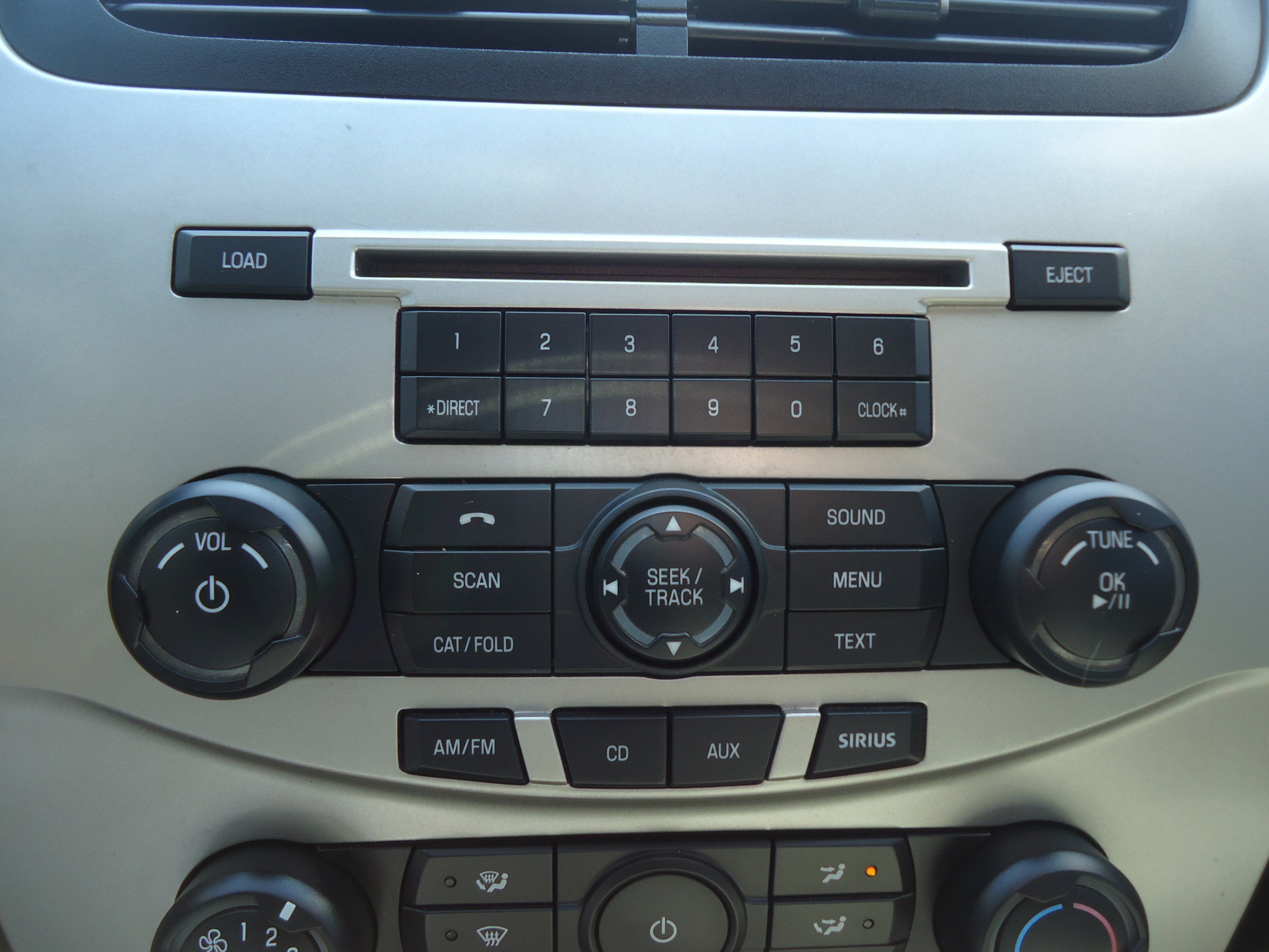 Used 2010 Ford Focus SE FWD image 15