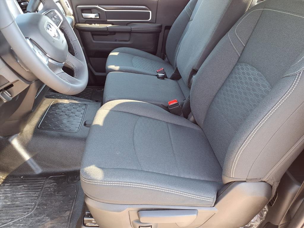 Used 2025 RAM 5500 Tradesman image 13