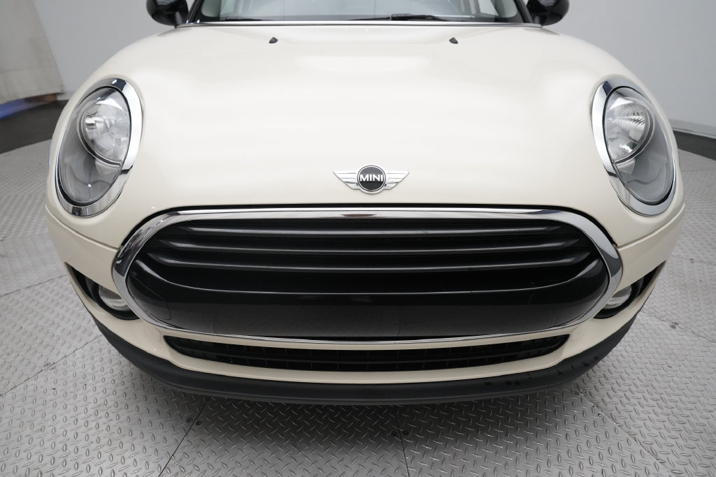 Used 2016 MINI Cooper Clubman FWD image 20