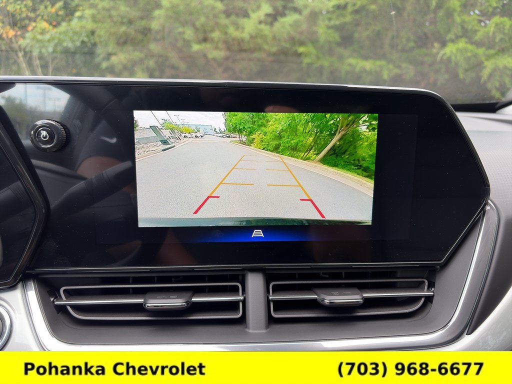 New 2026 Chevrolet Trax LT w/ Driver Confidence Package FWD image 16