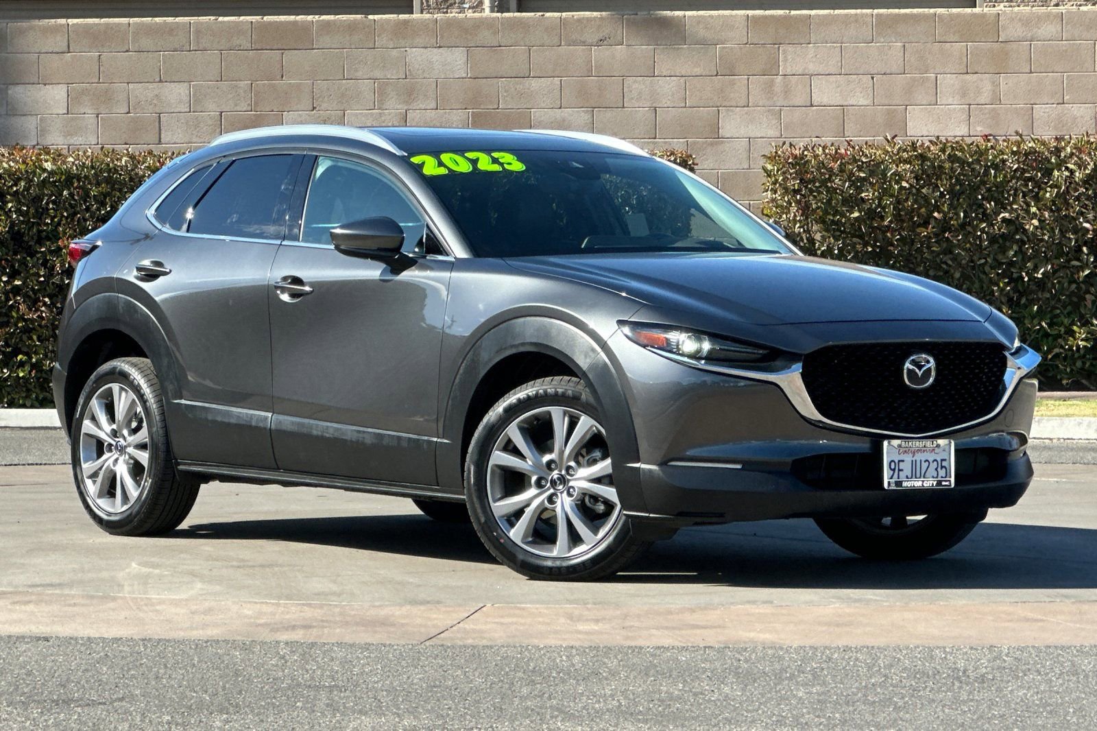 Used 2023 MAZDA CX-30 AWD 2.5 S w/ Premium Package image 2