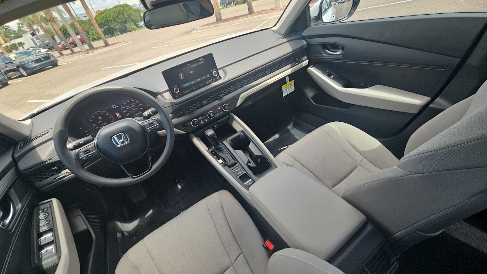 Certified 2025 Honda Accord LX image 21