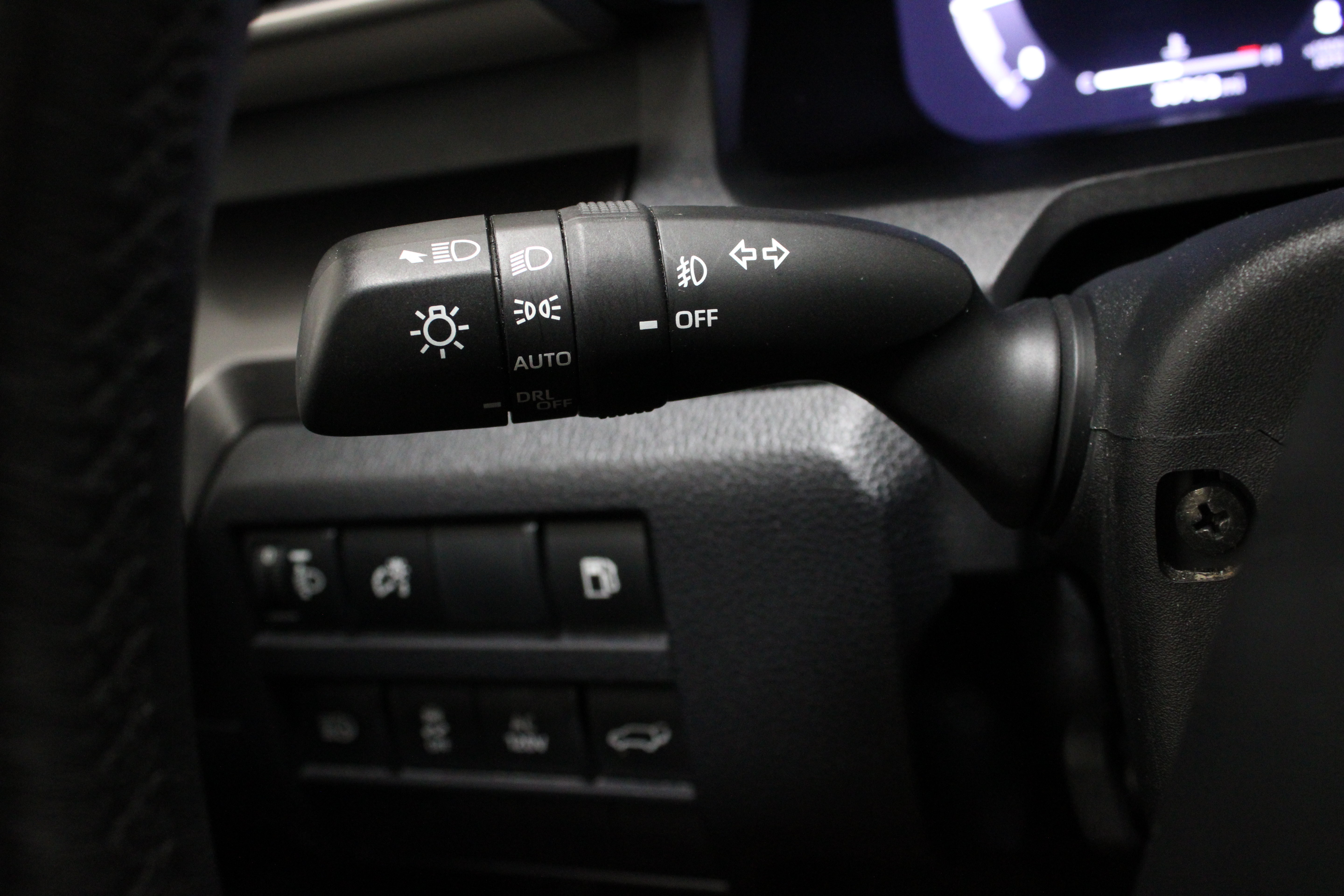 Used 2025 Toyota 4Runner TRD Off-Road Premium w/ Tow Technology Package AWD/4WD image 28