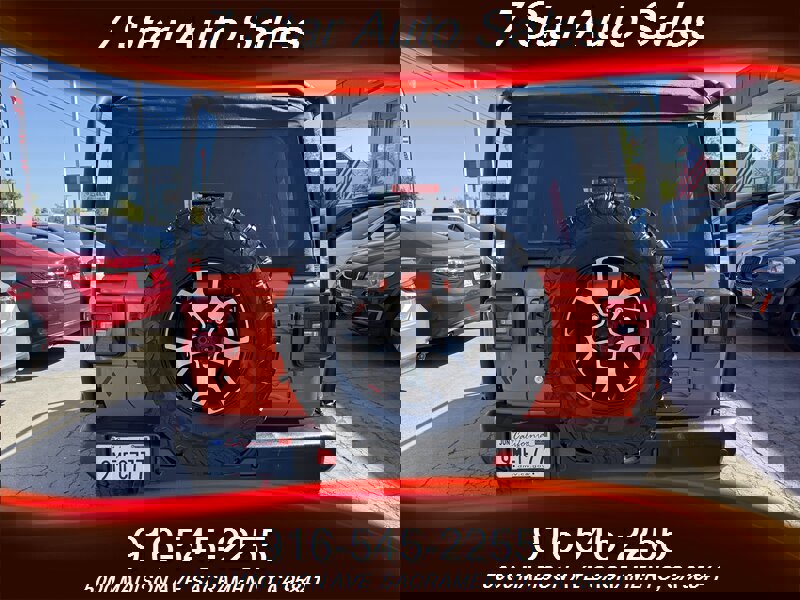 Used 2018 Jeep Wrangler Unlimited Rubicon w/ Dual Top Group image 5