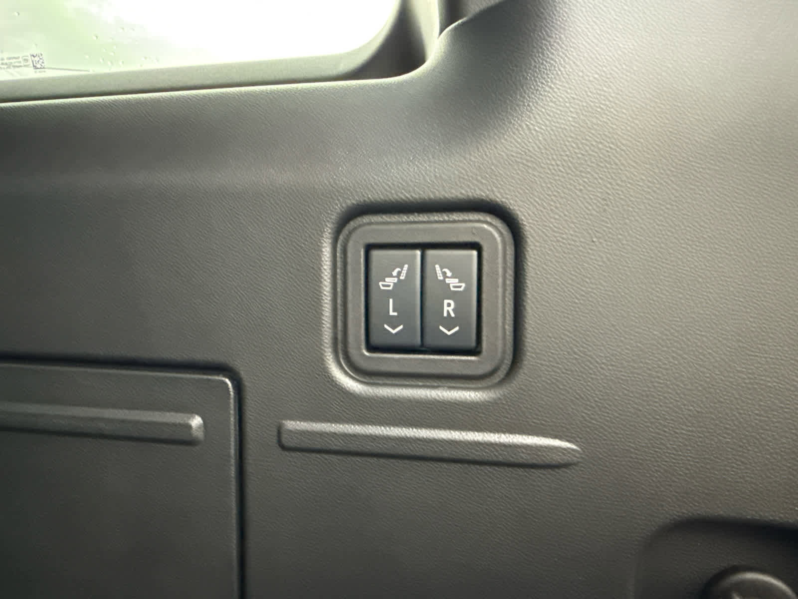 New 2026 GMC Hummer EV SUV AWD/4WD image 47