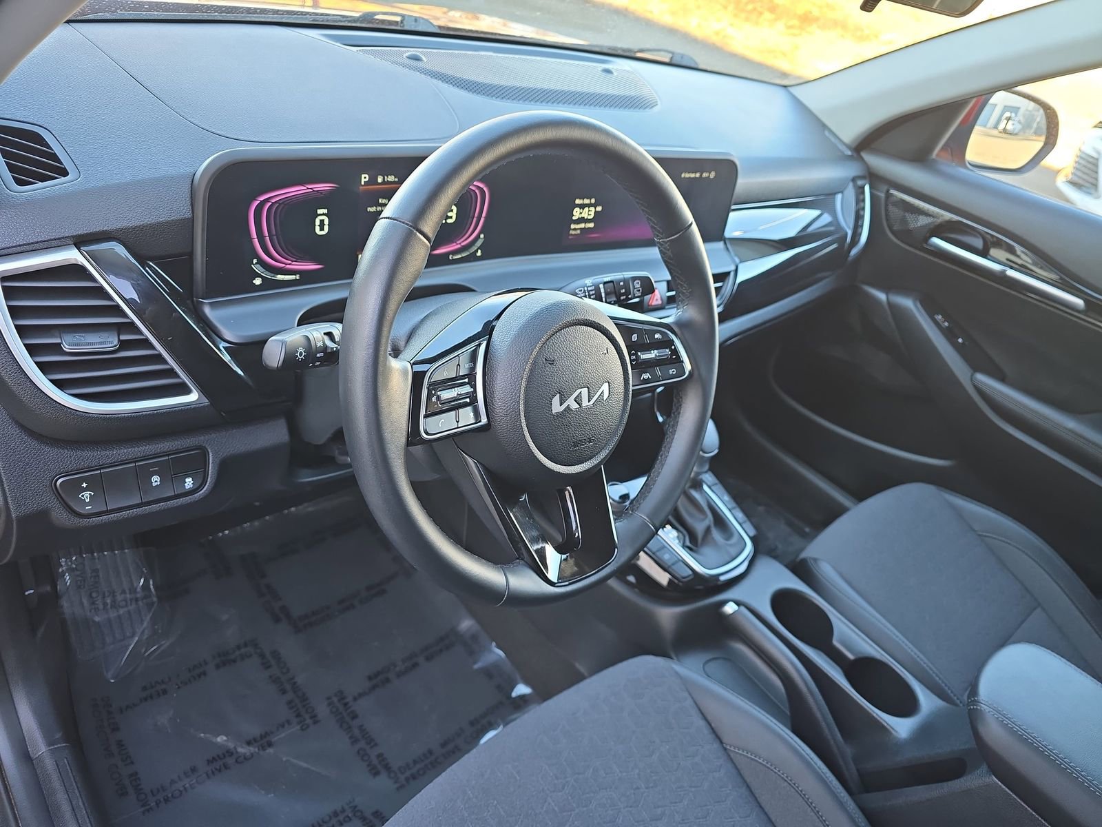 Used 2025 Kia Seltos S image 21