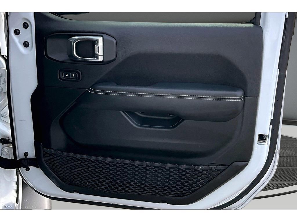 Used 2022 Jeep Wrangler Unlimited Sahara w/ LED Lighting Group image 20