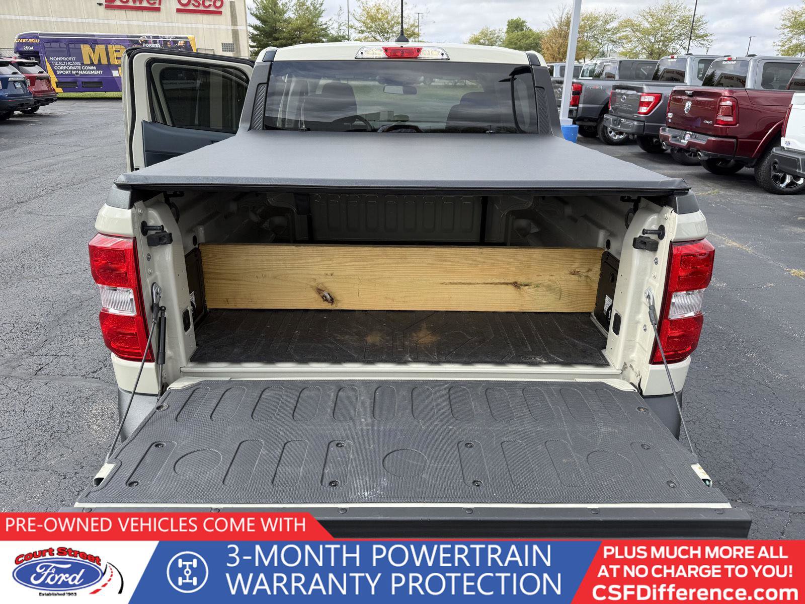 Used 2024 Ford Maverick XLT image 11