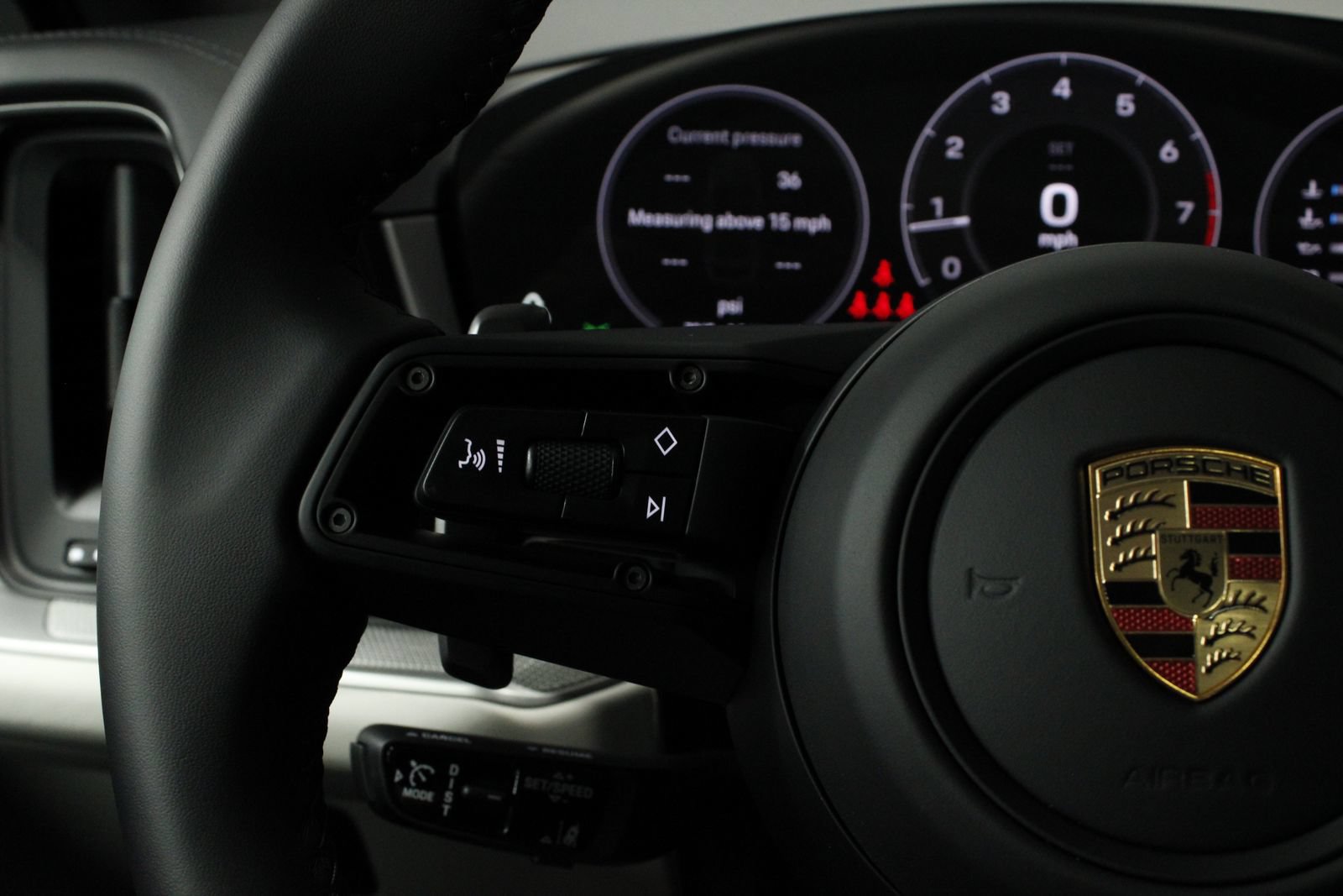 New 2026 Porsche Cayenne Coupe AWD/4WD image 25