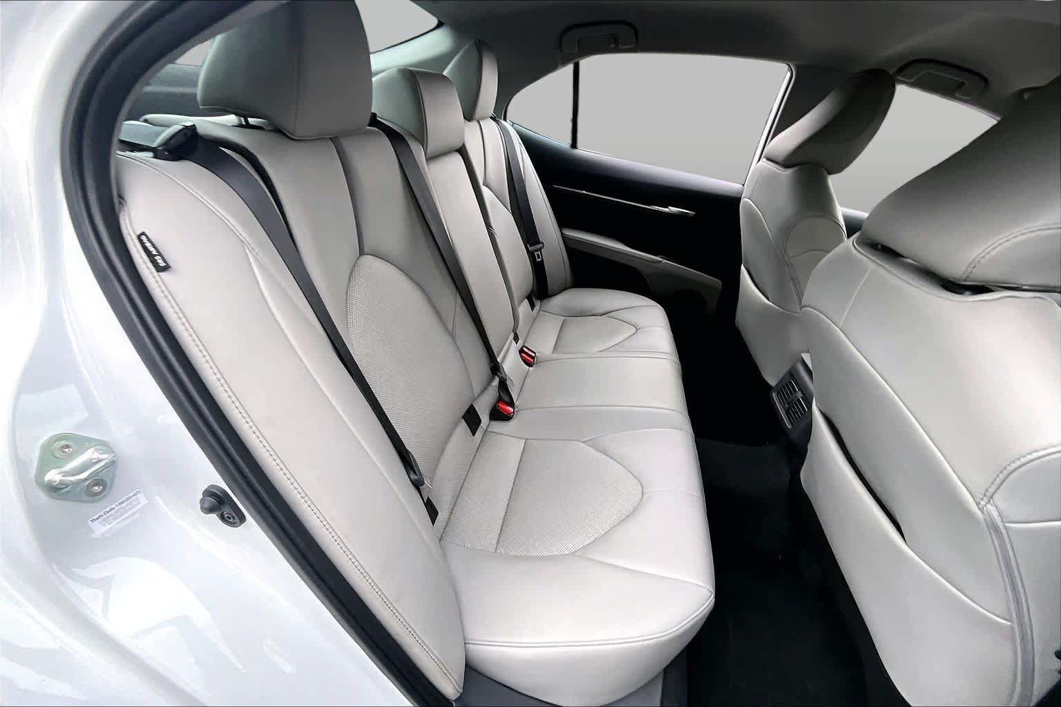 Used 2024 Toyota Camry XLE w/ Protection Package (Q2) (TMS) FWD image 20