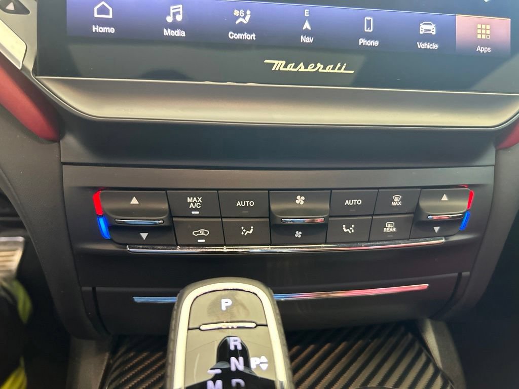 Used 2021 Maserati Ghibli S GranSport Q4 AWD/4WD image 37