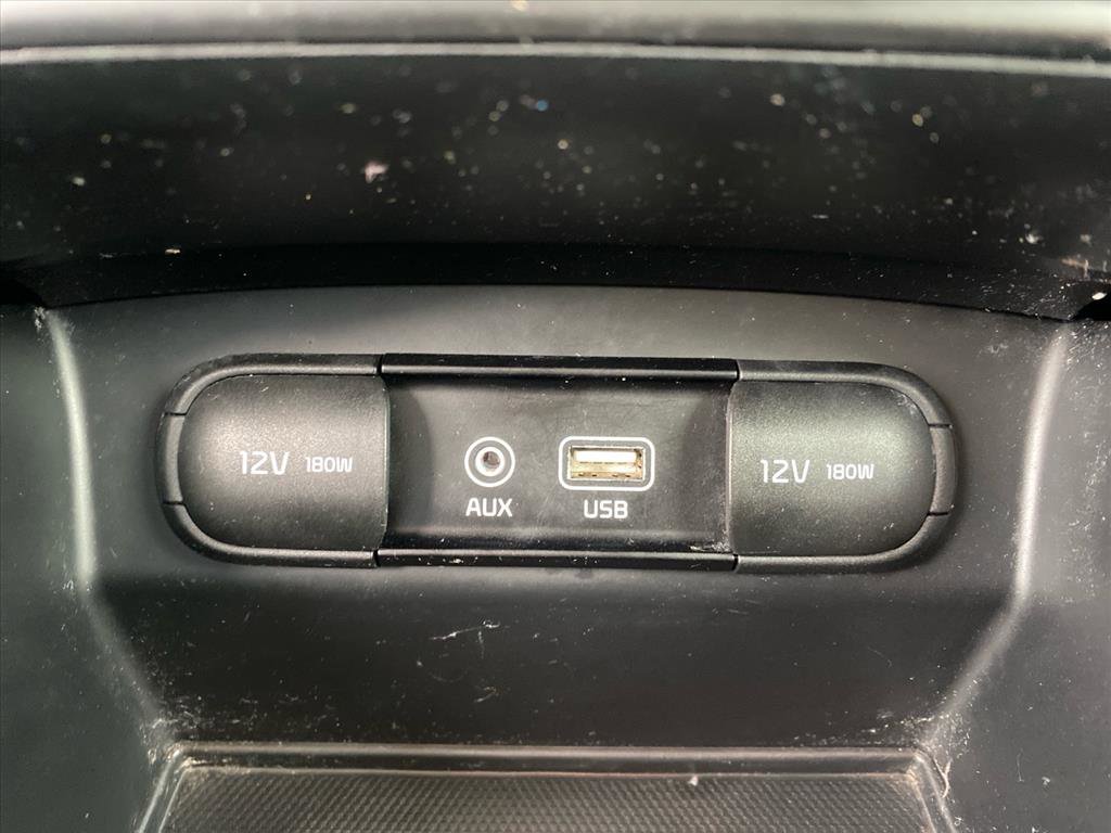 Used 2020 Kia Sorento S image 14