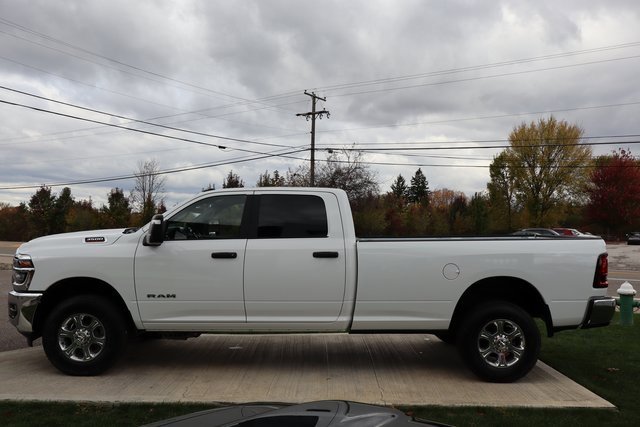 Used 2025 RAM 3500 Big Horn image 31
