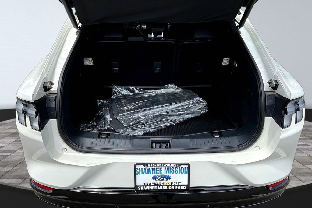 Used 2022 Ford Mustang Mach-E Premium AWD/4WD image 7
