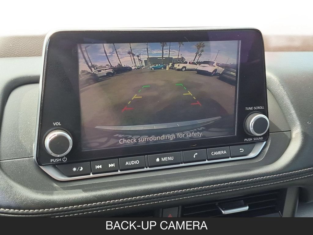 Used 2023 Nissan Rogue SV FWD image 21