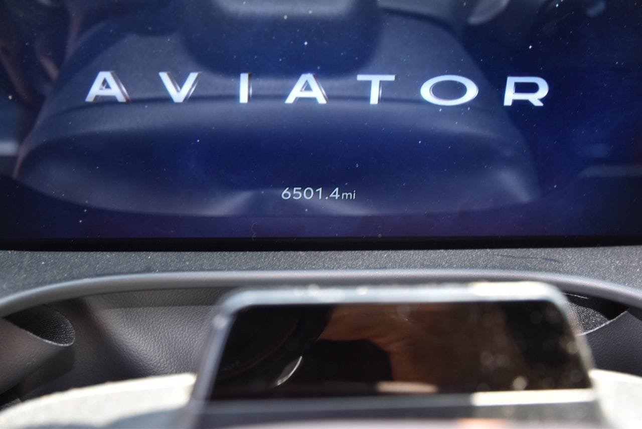 Certified 2026 Lincoln Aviator Reserve AWD/4WD image 8