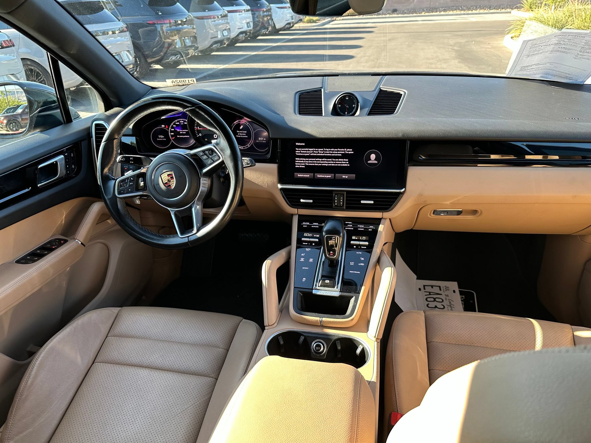 Used 2022 Porsche Cayenne Platinum Edition AWD/4WD image 4