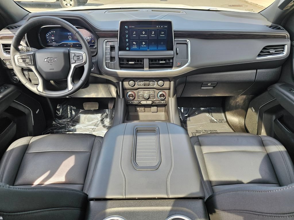 Used 2023 Chevrolet Tahoe Z71 w/ Luxury Package AWD/4WD image 20