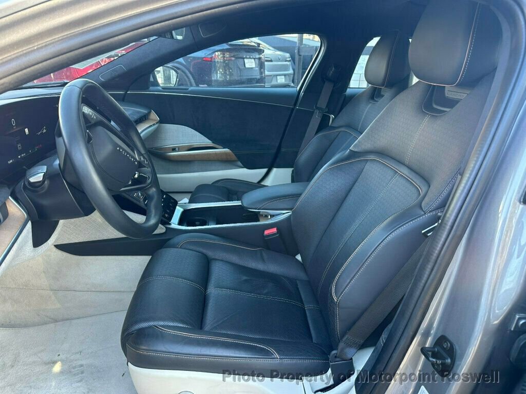 Used 2023 Lucid Air Grand Touring image 6