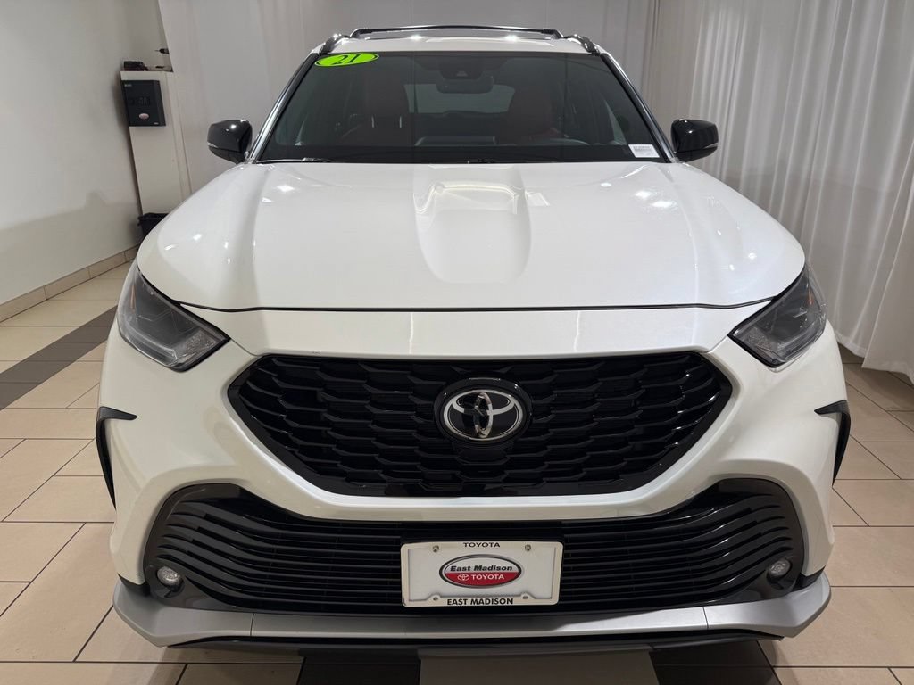Certified 2021 Toyota Highlander XSE AWD/4WD image 8