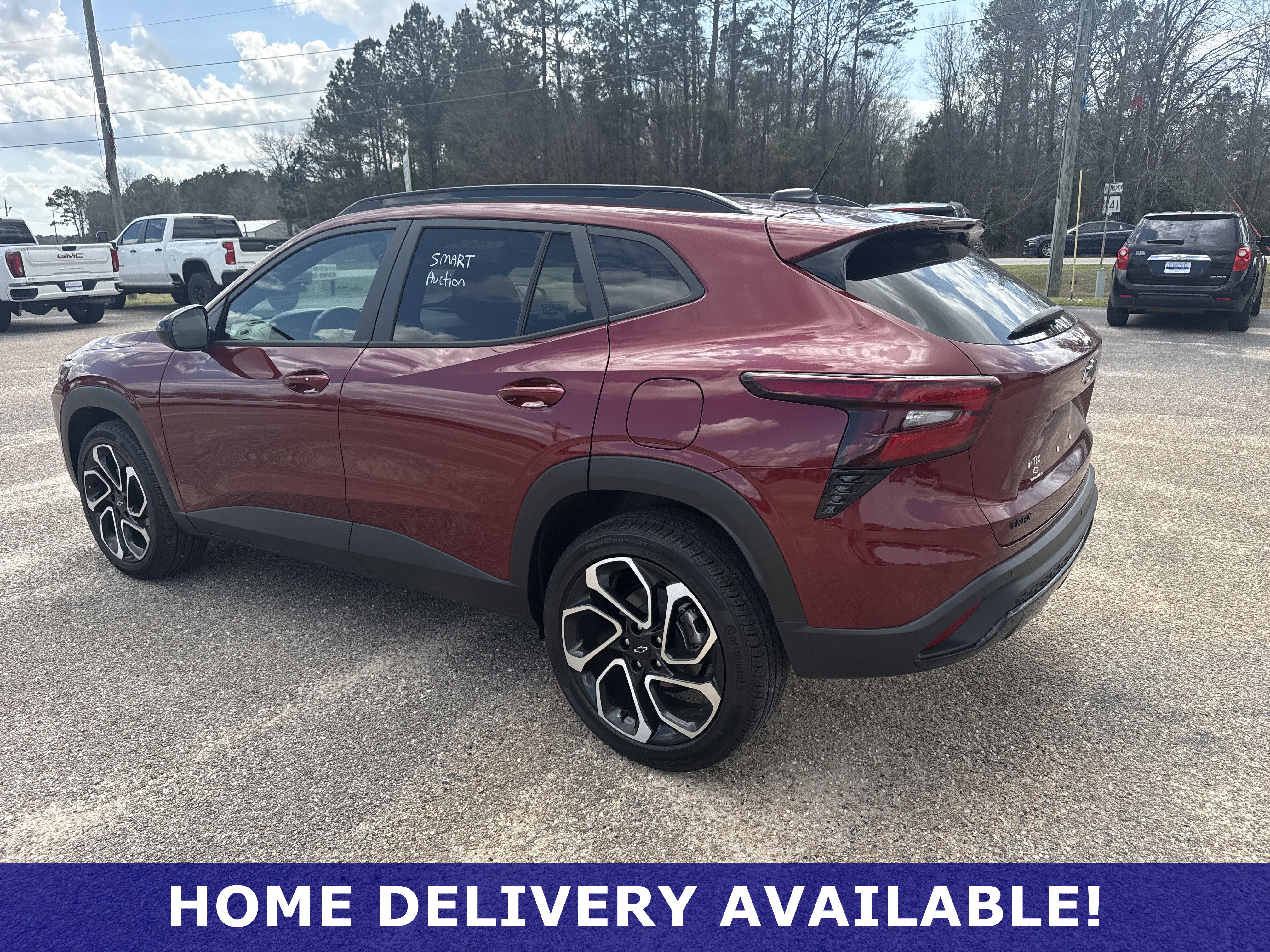 Used 2024 Chevrolet Trax RS w/ Sunroof Package image 17