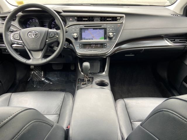 Used 2016 Toyota Avalon XLE Premium FWD image 13