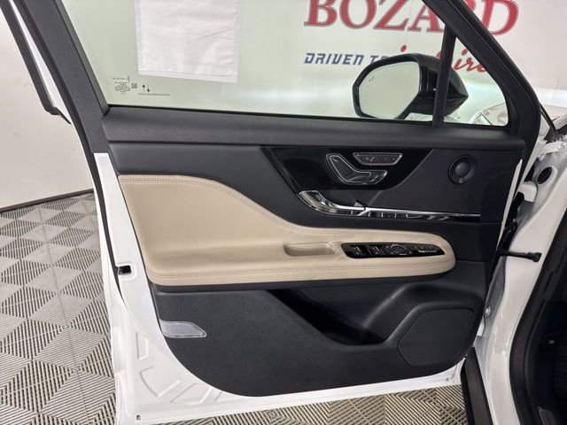 New 2025 Lincoln Corsair Grand Touring w/ Equipment Group 302A image 15