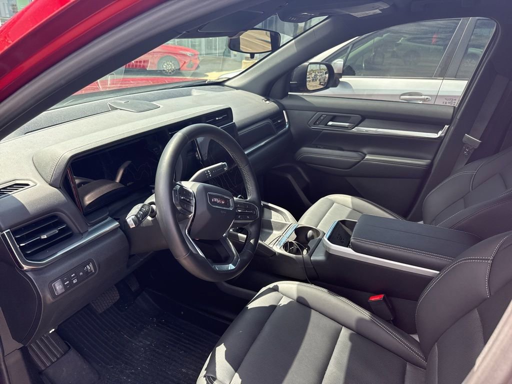 Used 2026 GMC Terrain Elevation w/ Elevation Premium Package image 7