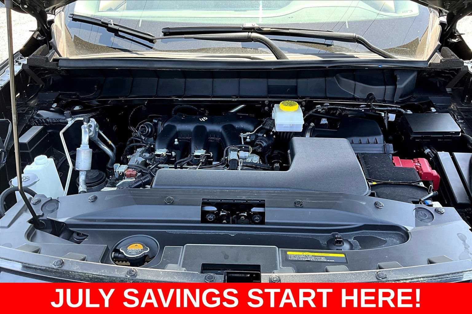 Used 2024 Nissan Pathfinder SV AWD/4WD image 39