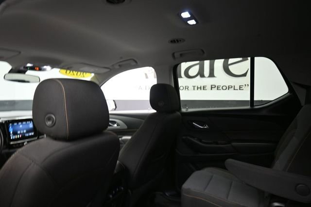 Used 2020 Chevrolet Traverse LT FWD image 25