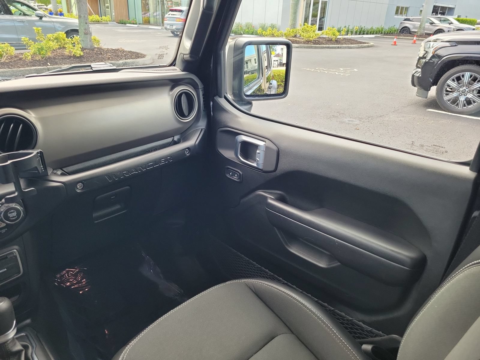 Used 2020 Jeep Wrangler Unlimited Sport AWD/4WD image 17