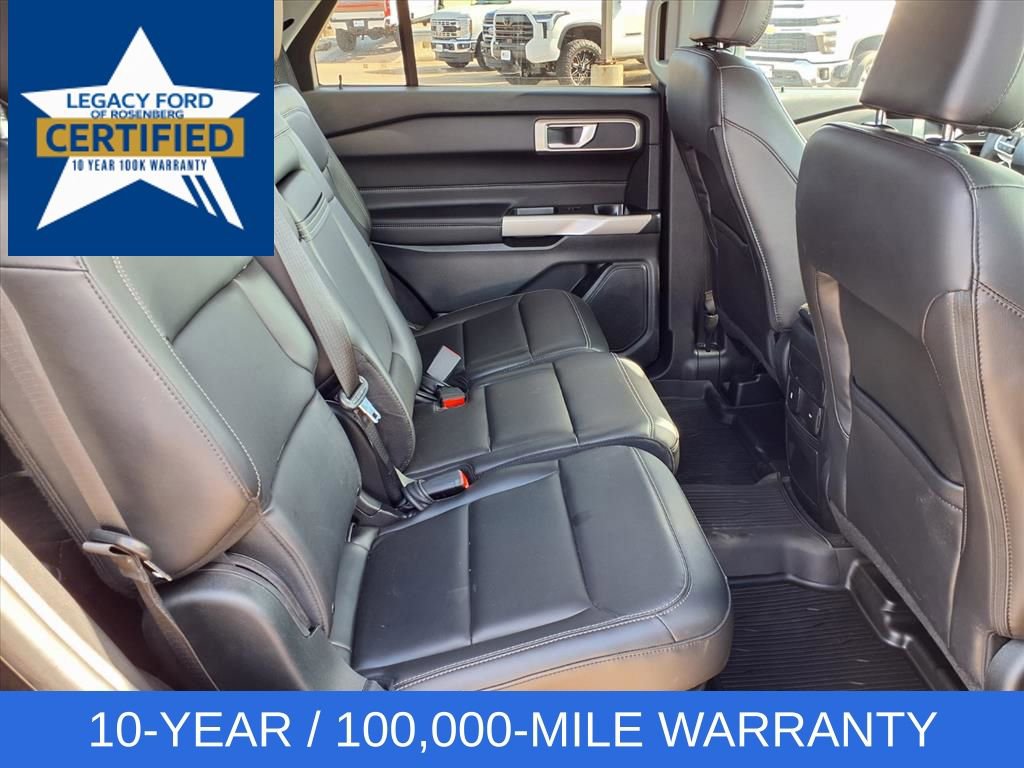 Used 2024 Ford Explorer XLT w/ Equipment Group 202A image 27