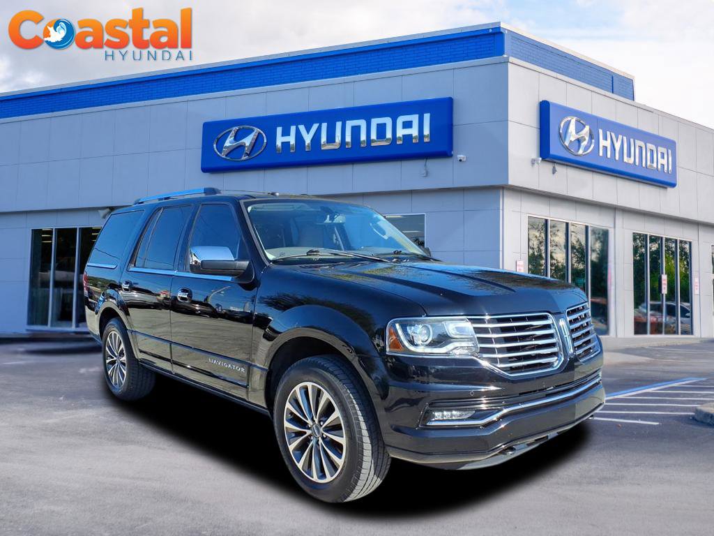 Used 2017 Lincoln Navigator Select
