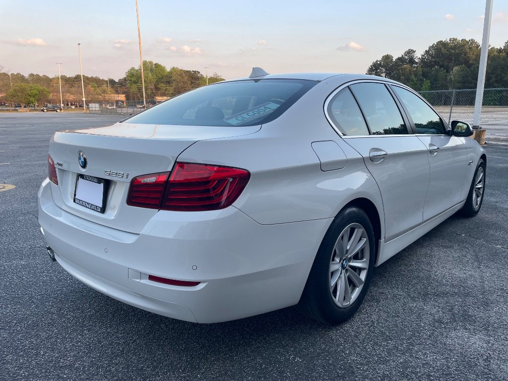 Used 2016 BMW 528i xDrive Sedan AWD/4WD image 6