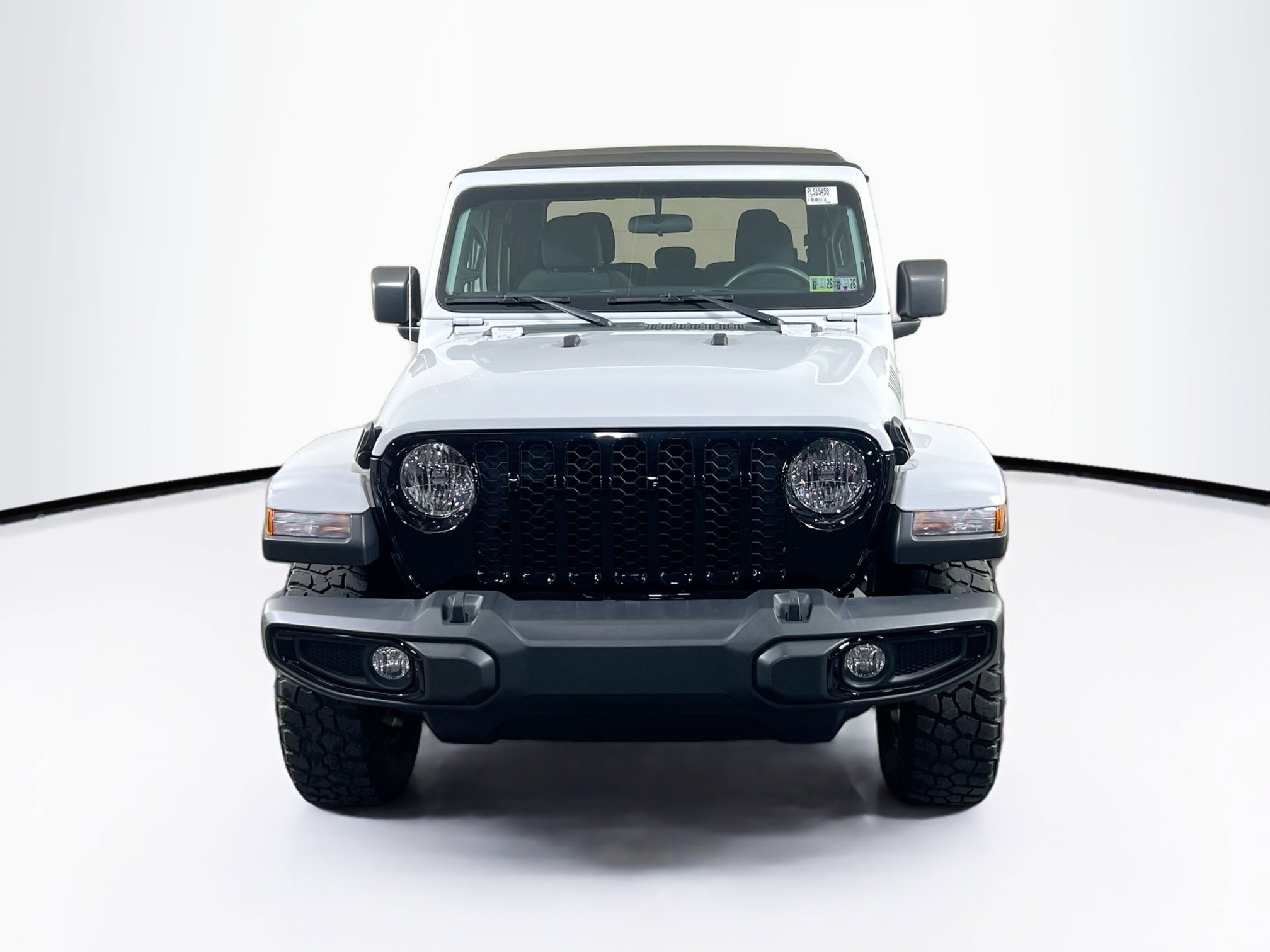 Used 2023 Jeep Gladiator Sport AWD/4WD image 2