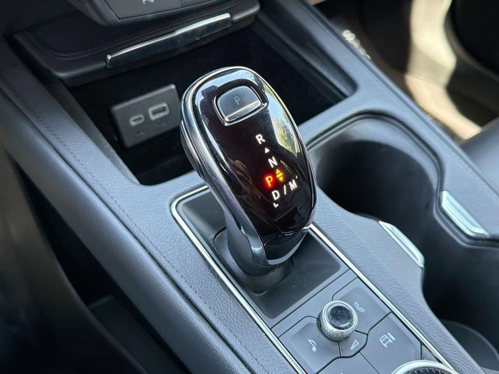 Certified 2024 Cadillac XT4 Premium Luxury AWD/4WD image 12