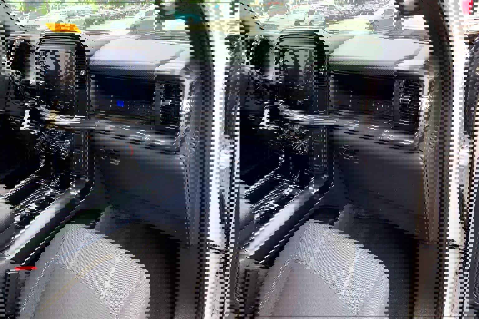 Certified 2025 Ford F150 STX w/ Equipment Group 200A AWD/4WD image 17