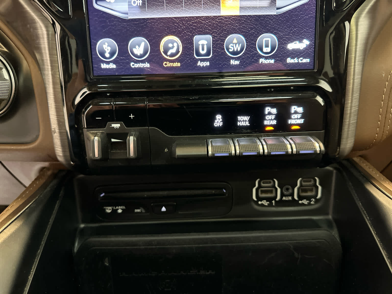 Used 2019 RAM 1500 Laramie Longhorn image 25
