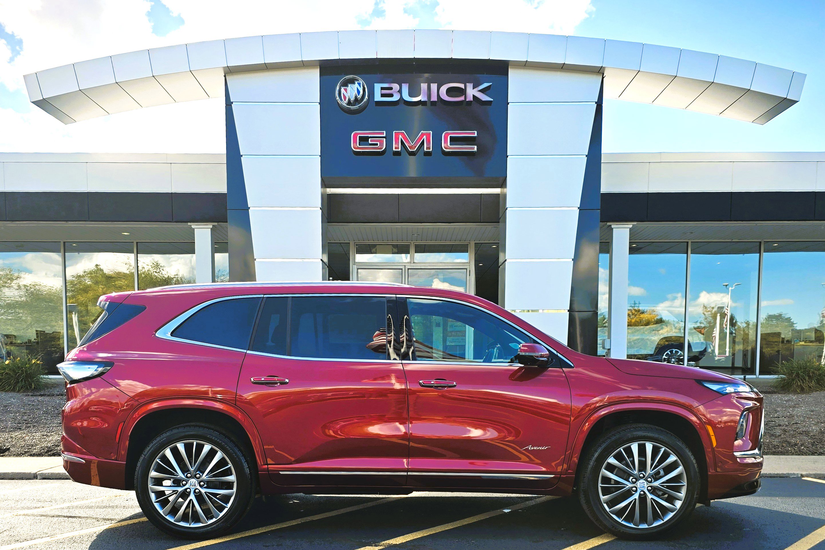 New 2026 Buick Enclave Avenir image 8